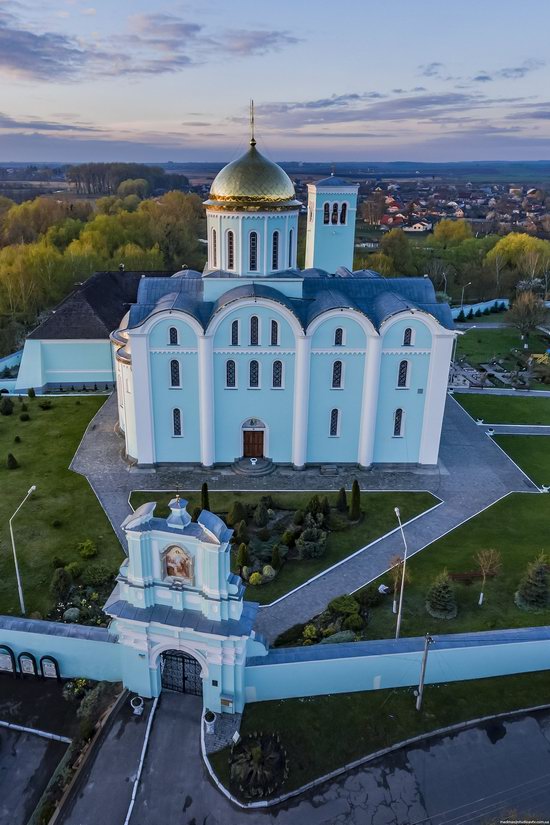 Assumption Cathedral in Volodymyr-Volynskyi, Ukraine, photo 4