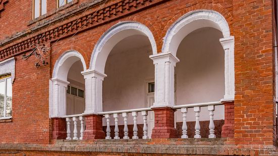 Palace of Kolonn-Chesnovsky in Bozhykivtsi, Ukraine, photo 12