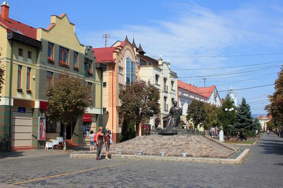 Walk through the center of Mukachevo, Ukraine, photo 3