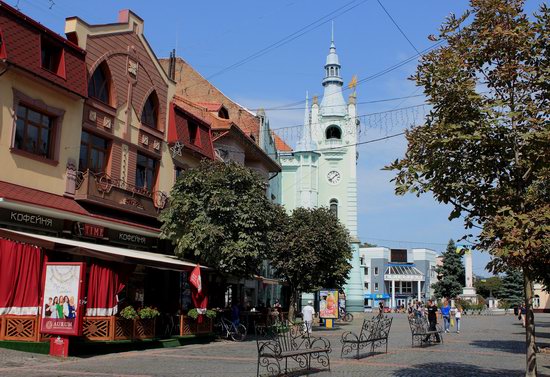 Walk through the center of Mukachevo, Ukraine, photo 4