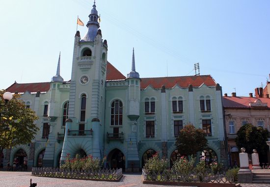 Walk through the center of Mukachevo, Ukraine, photo 5