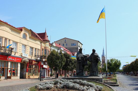 Walk through the center of Mukachevo, Ukraine, photo 7