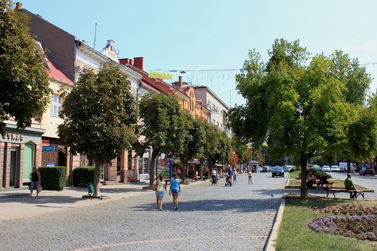 Walk through the center of Mukachevo, Ukraine, photo 8