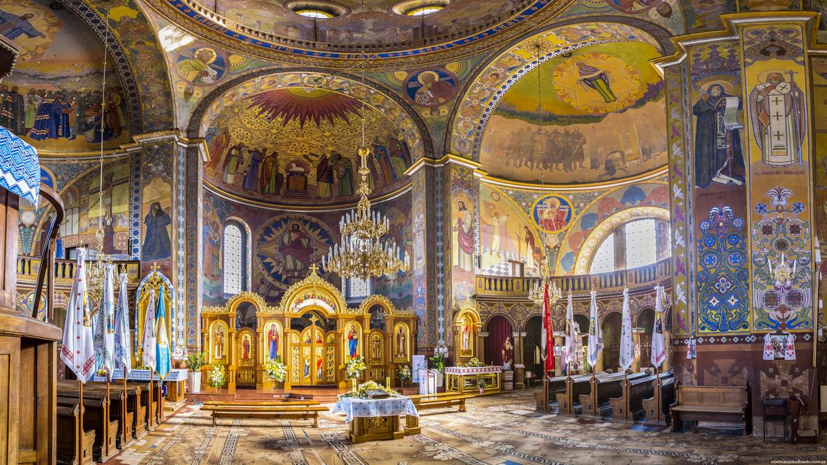 Basilian Fathers Monastery in Zhovkva · Ukraine travel blog