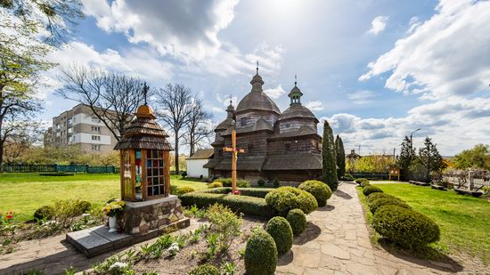 Holy Trinity Church in Zhovkva, Ukraine, photo 8