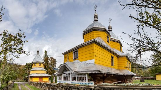 Assumption Church in Roztoky, Chernivtsi region, Ukraine, photo 15