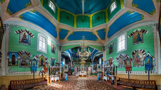 Assumption Church in Roztoky, Chernivtsi region, Ukraine, photo 6