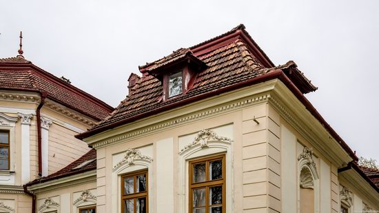 Brunicki Palace in Velykyi Lyubin, Lviv region, Ukraine, photo 7