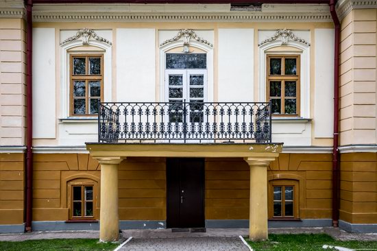 Brunicki Palace in Velykyi Lyubin, Lviv region, Ukraine, photo 9