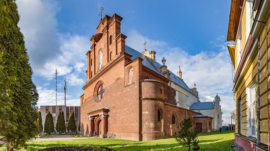 Holy Cross Church in Horodok, Lviv region, Ukraine, photo 2