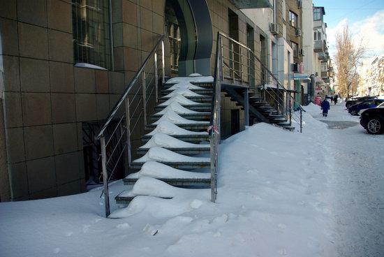 Spring in Kharkiv, Ukraine - after a heavy snowfall, photo 10