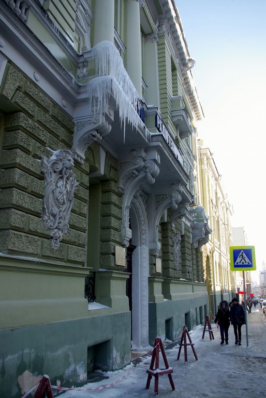 Spring in Kharkiv, Ukraine - after a heavy snowfall, photo 17