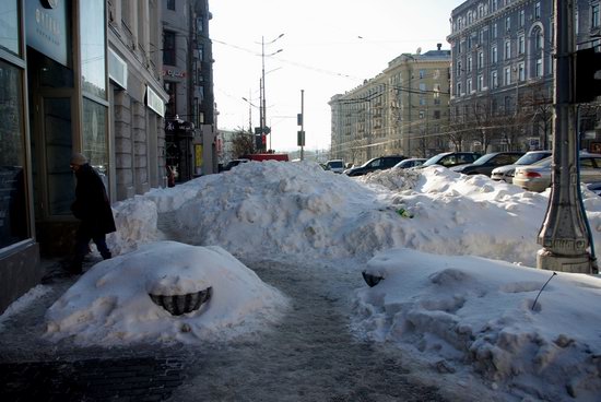 Spring in Kharkiv, Ukraine - after a heavy snowfall, photo 21