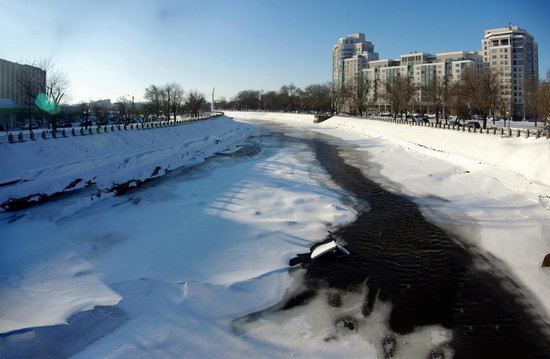 Spring in Kharkiv, Ukraine - after a heavy snowfall, photo 27