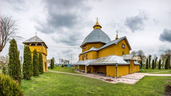 Holy Spirit Church in Vykoty, Lviv region, Ukraine, photo 1