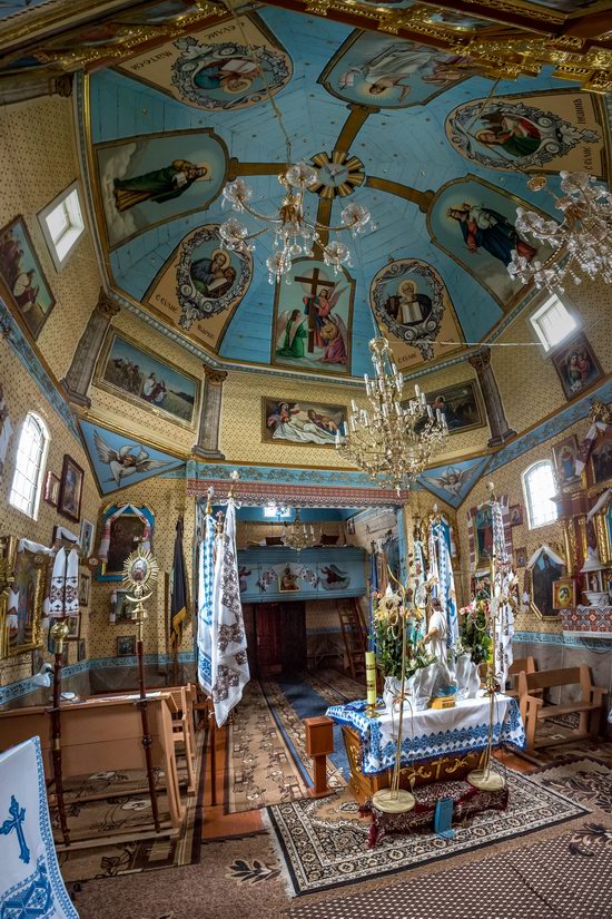 Holy Spirit Church in Vykoty, Lviv region, Ukraine, photo 12