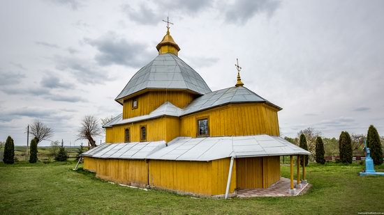 Holy Spirit Church in Vykoty, Lviv region, Ukraine, photo 5