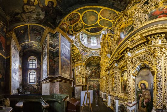 Gate Church of the Trinity in Kyiv, Ukraine, photo 11