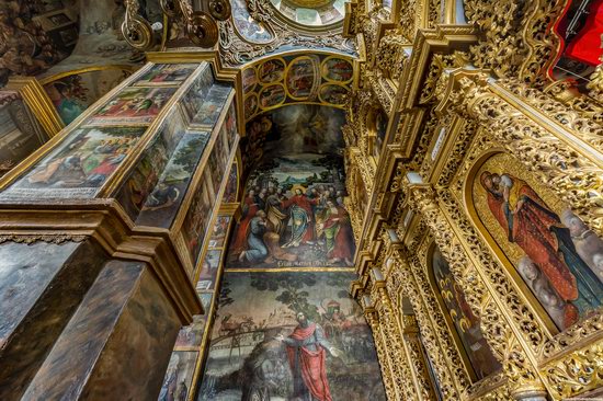 Gate Church of the Trinity in Kyiv, Ukraine, photo 19