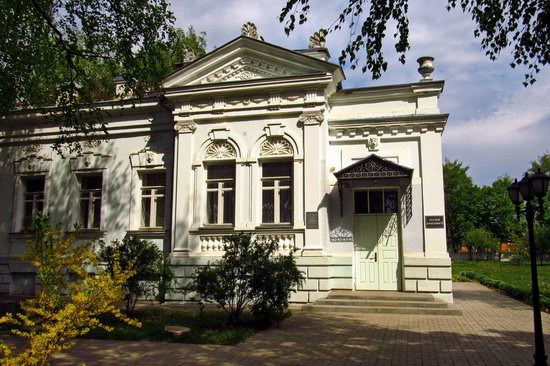 Walking through the streets of Hlukhiv, Ukraine, photo 30