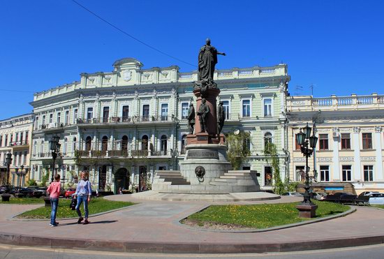 Walking around Odessa, Ukraine in May, photo 13