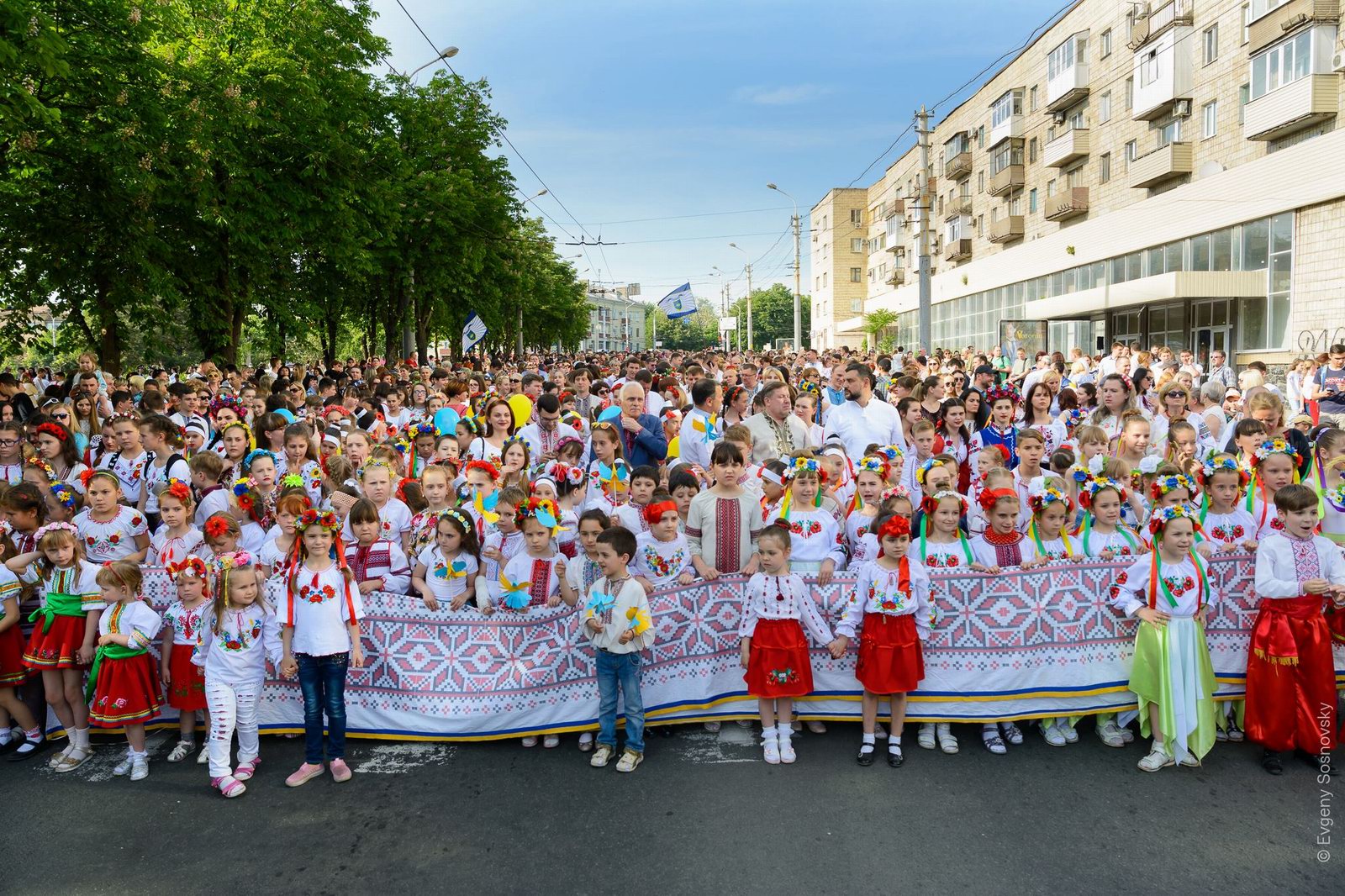 Vyshyvanka Day 2018 in Mariupol, Ukraine, photo 1