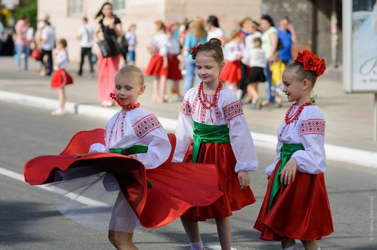 Vyshyvanka Day 2018 in Mariupol, Ukraine, photo 8