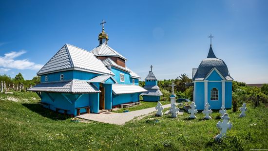 Assumption Church in Torhiv, Ukraine, photo 2