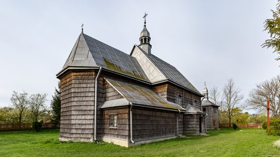 The Second Oldest Wooden Catholic Church in Ukraine, photo 3