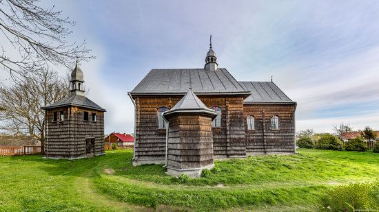 The Second Oldest Wooden Catholic Church in Ukraine, photo 6