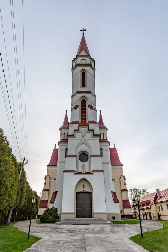 St. Joseph Catholic Church in Tshchenets, Ukraine, photo 13