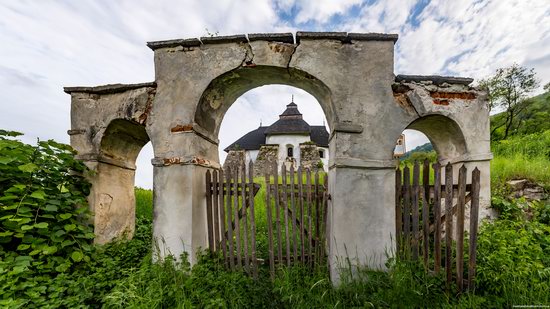 St. Michael Church in-Chesnyky, Ukraine, photo 5