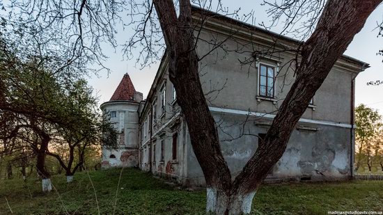 Strachocki Palace in Mostyska, Lviv region, Ukraine, photo 12
