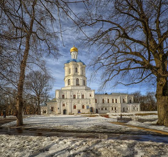 Beautiful old churches of Chernihiv, Ukraine, photo 4