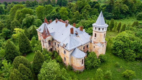 Abandoned Ray Mansion in Pryozerne, Ukraine, photo 13