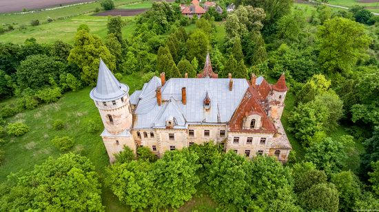 Abandoned Ray Mansion in Pryozerne, Ukraine, photo 16