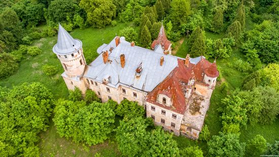 Abandoned Ray Mansion in Pryozerne, Ukraine, photo 17