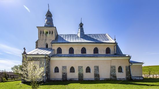 Catholic Church in Stari Petlykivtsi, Ukraine, photo 11