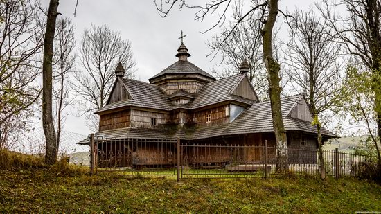 Ascension (Strukivska) Church in Yasinya, Ukraine, photo 10