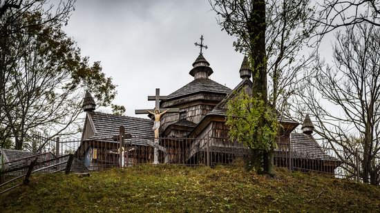 Ascension (Strukivska) Church in Yasinya, Ukraine, photo 7