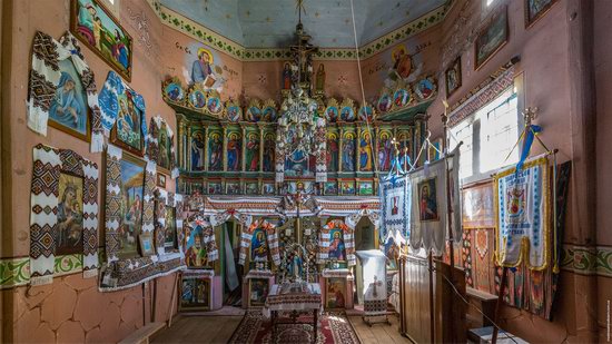 Church of the Holy Apostles Peter and Paul in Urman, Ukraine, photo 11