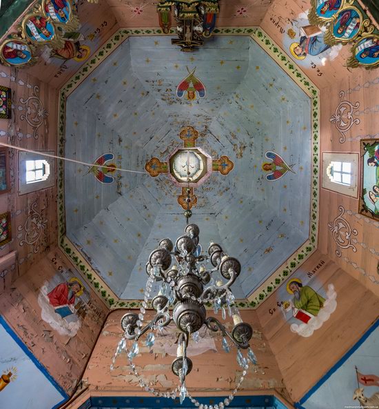 Church of the Holy Apostles Peter and Paul in Urman, Ukraine, photo 15