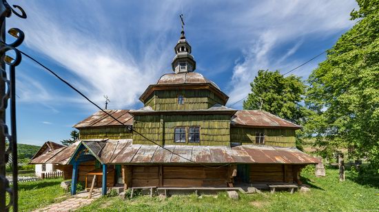 Church of the Holy Apostles Peter and Paul in Urman, Ukraine, photo 17