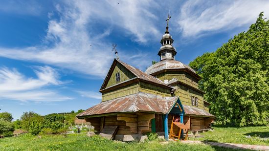 Church of the Holy Apostles Peter and Paul in Urman, Ukraine, photo 2