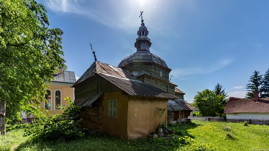 Church of the Holy Apostles Peter and Paul in Urman, Ukraine, photo 5