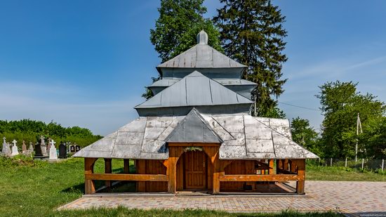 Holy Virgin Church in Lukavets, Ukraine, photo 4