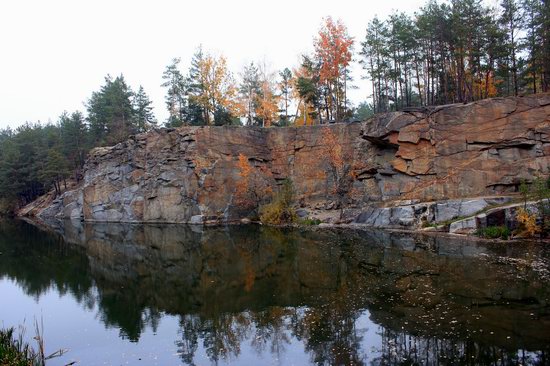 Abandoned and Flooded Korostyshivsky Quarry, Ukraine, photo 13