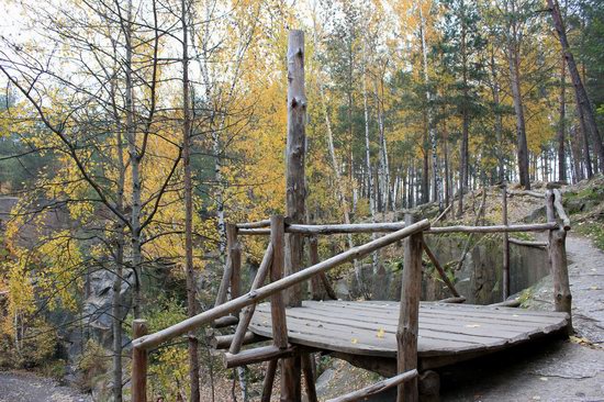 Abandoned and Flooded Korostyshivsky Quarry, Ukraine, photo 15