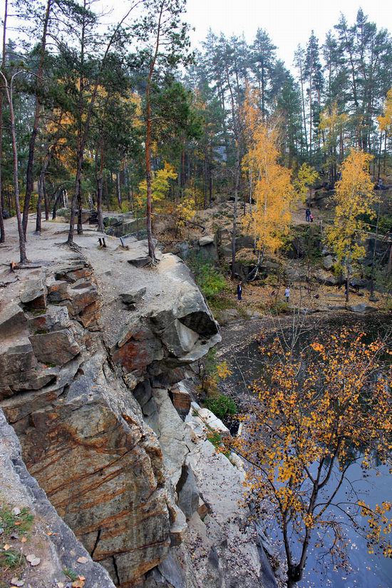 Abandoned and Flooded Korostyshivsky Quarry, Ukraine, photo 7