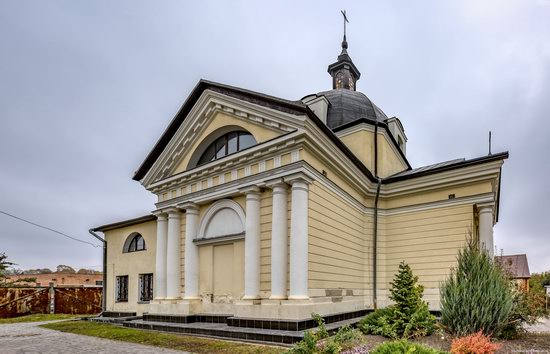 Catholic Church of the Body and Blood of Jesus Christ in Ruzhyn, Ukraine, photo 2